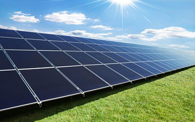 Grüne erneuerbare Energie: Solarenergie